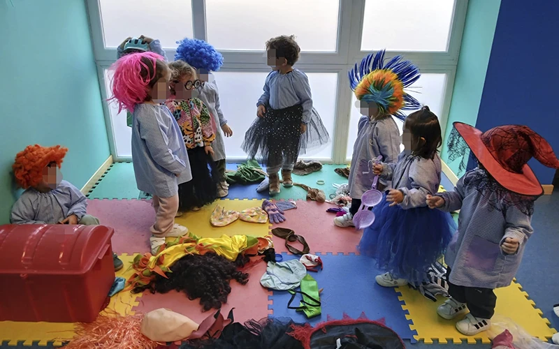Carnaval infantil y estimulación temprana: Diversión y aprendizaje en el Centro de Educación Infantil Arco Iris